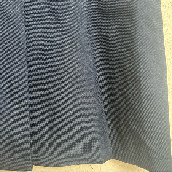 NWT IZOD Girls Plus Size 14.5 Navy Pleated School Uniform Skirt - Picture 3 of 8
